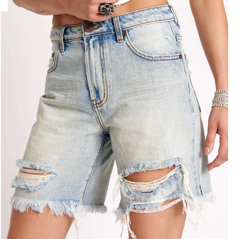 NWT One Teaspoon Jacksons Mid Waist Wide Leg Denim Shorts size 25
